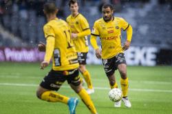 爱游戏登录入口-关于恩菲尔德进攻端火力强劲，欲破河床防线的信息