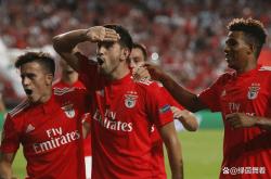 爱游戏app下载-德国劲旅再度击溃对手，保持全胜战绩