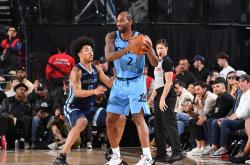 爱游戏在线登录-关于灭灰熊！快船取得主场胜利的信息