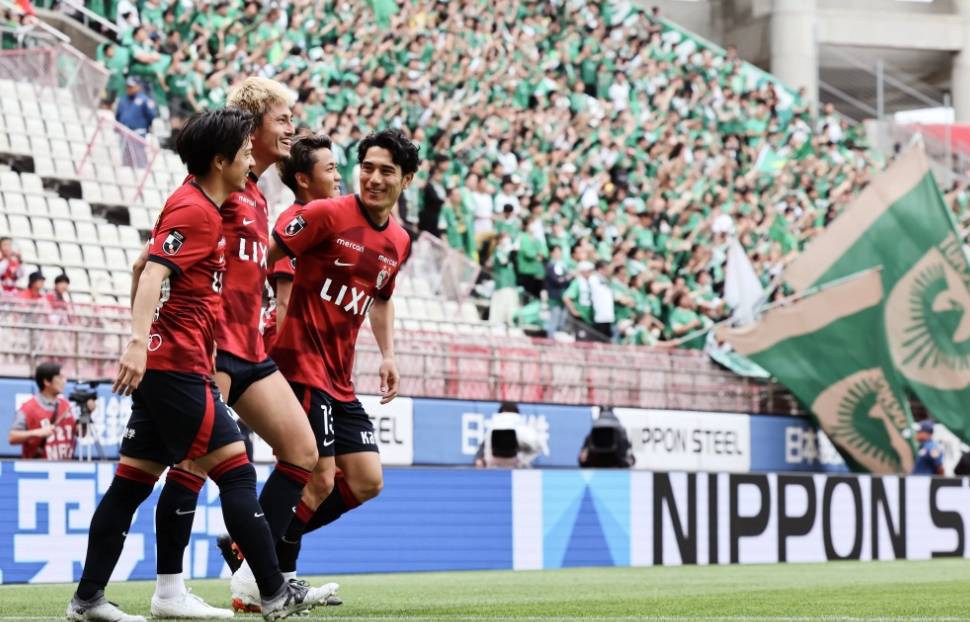 凶险不减:广岛三箭比与鹿岛鹿角战平的简单介绍 凶险不减:广岛三箭比与鹿岛鹿角战平的简单介绍