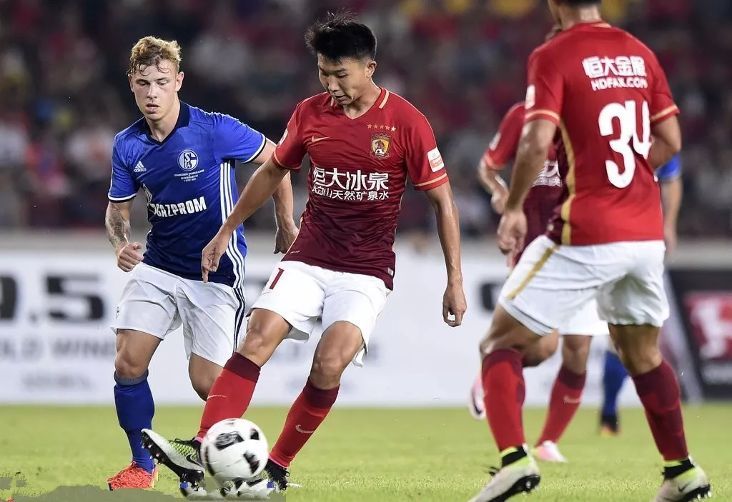 沙尔克经历不敌劲旅,战绩再次受挫的简单介绍 沙尔克经历不敌劲旅,战绩再次受挫的简单介绍