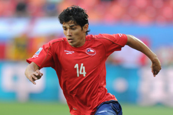 智利代表队逆袭成功,晋级八强别无选择 智利代表队逆袭成功,晋级八强别无选择