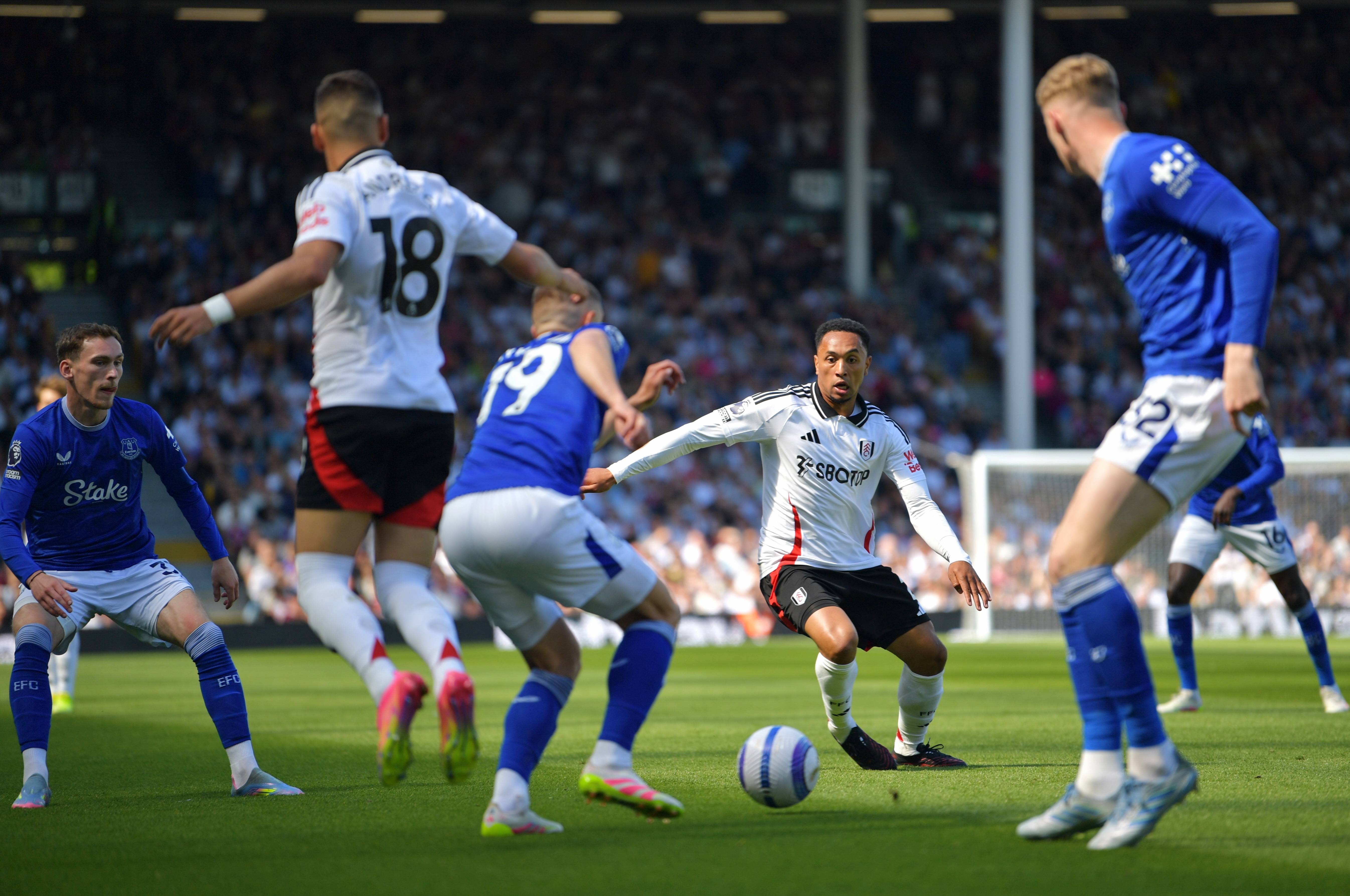 富勒姆客场击败埃弗顿,取得重要三分 富勒姆客场击败埃弗顿,取得重要三分