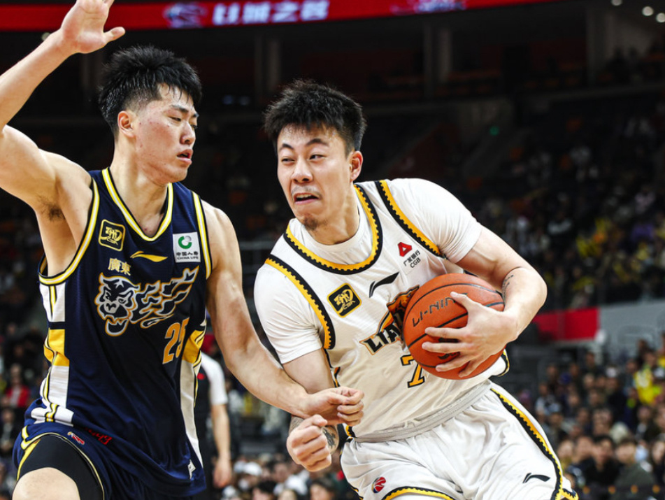 比赛过程精彩纷呈,CBA联赛气氛热烈 比赛过程精彩纷呈,CBA联赛气氛热烈