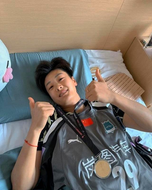 指日可待:女足运动员为荣誉执着拼搏的简单介绍 指日可待:女足运动员为荣誉执着拼搏的简单介绍