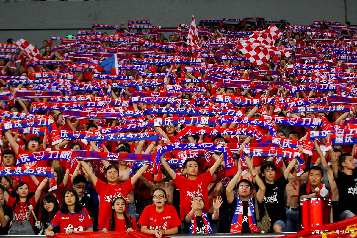 亚洲赛事引发球迷热情,场外气氛热闹非凡的简单介绍 亚洲赛事引发球迷热情,场外气氛热闹非凡的简单介绍