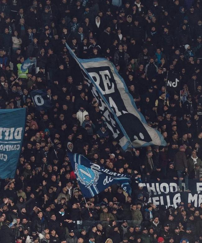尤文图斯客场憾平那不勒斯,保持领先优势 尤文图斯客场憾平那不勒斯,保持领先优势