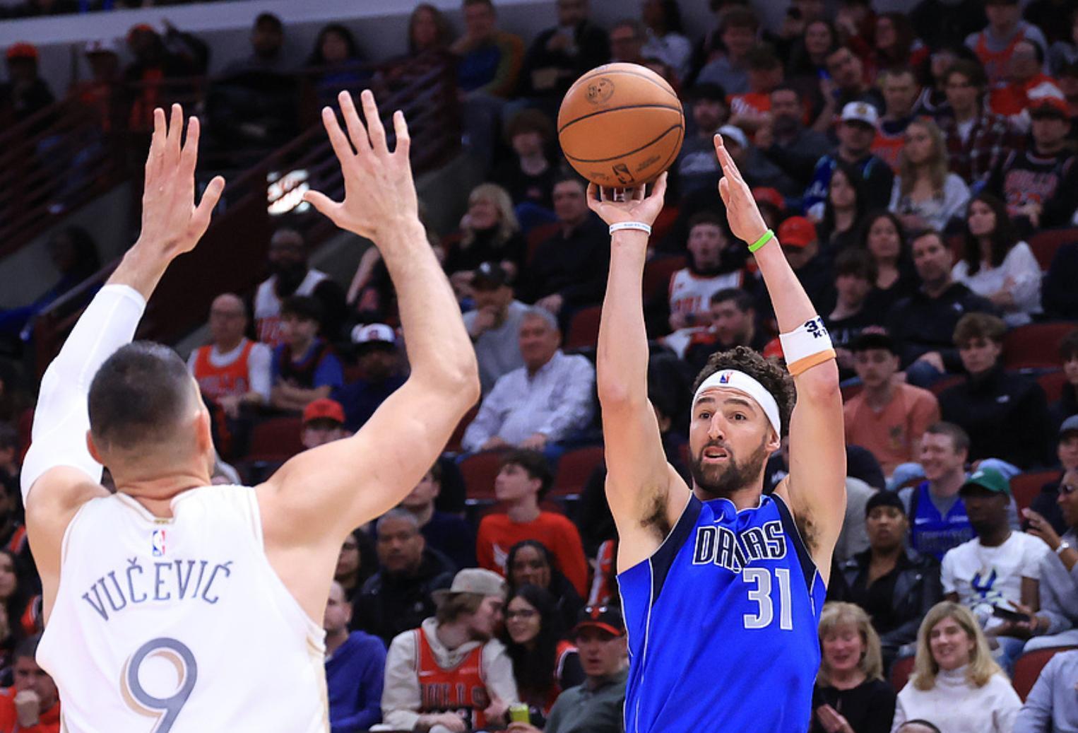 奇迹发生!球员突破困境,逆转比赛 奇迹发生!球员突破困境,逆转比赛