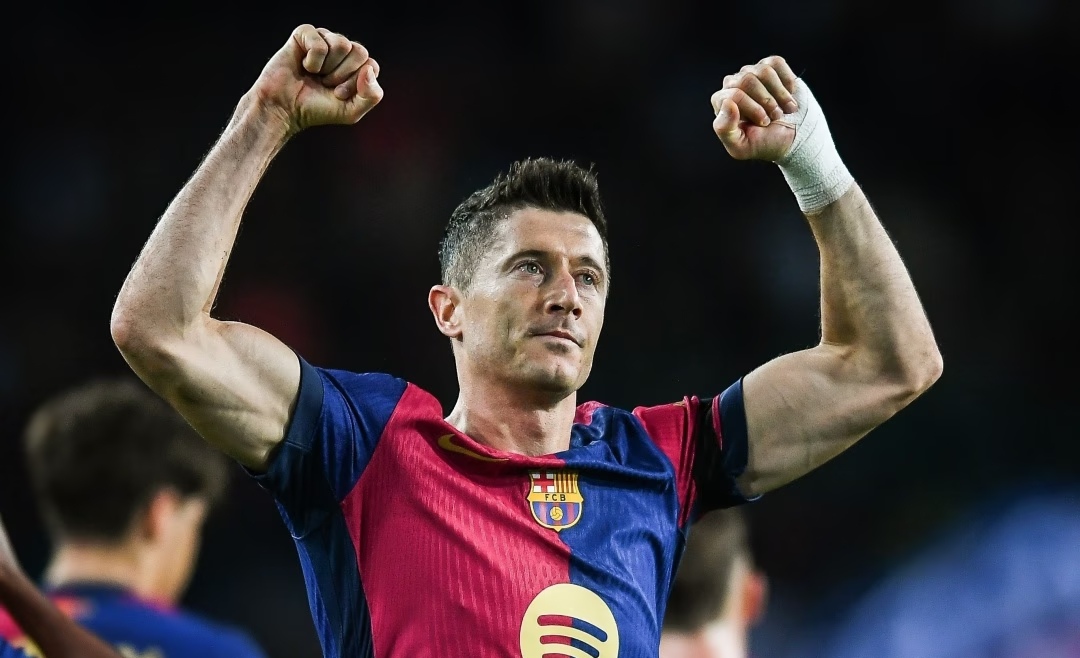 包含巴萨客场胜利,小组领先优势稳步扩大的词条 包含巴萨客场胜利,小组领先优势稳步扩大的词条