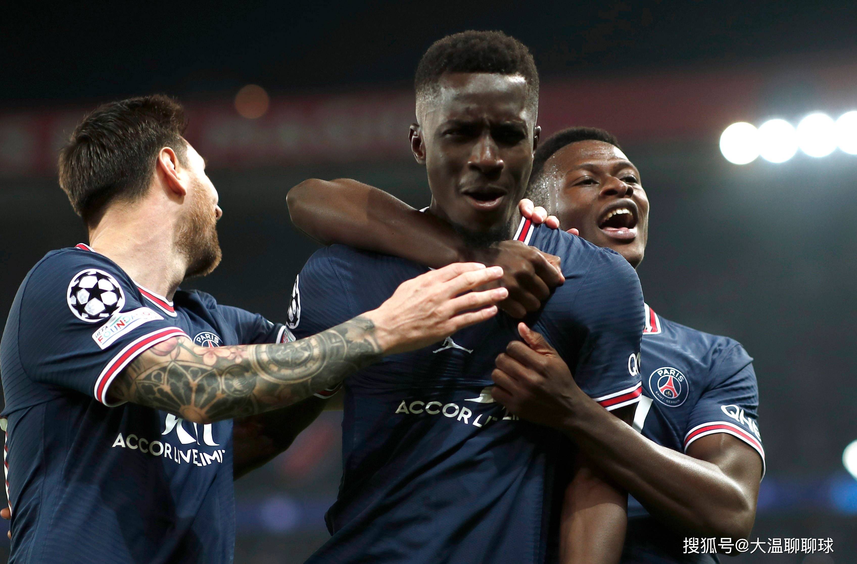 雷恩队主场失利,士气受挫影响比赛的简单介绍 雷恩队主场失利,士气受挫影响比赛的简单介绍