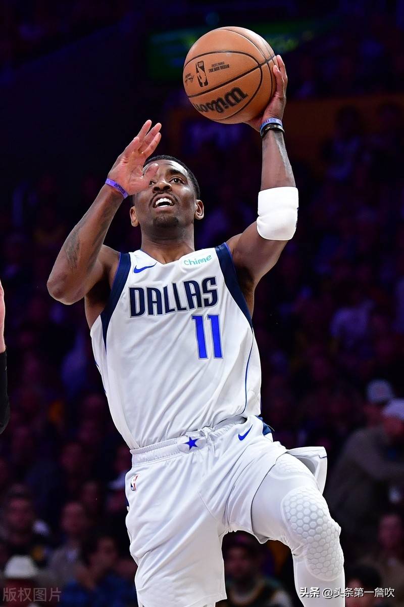 湖人力克开拓者,取得三连胜 湖人力克开拓者,取得三连胜