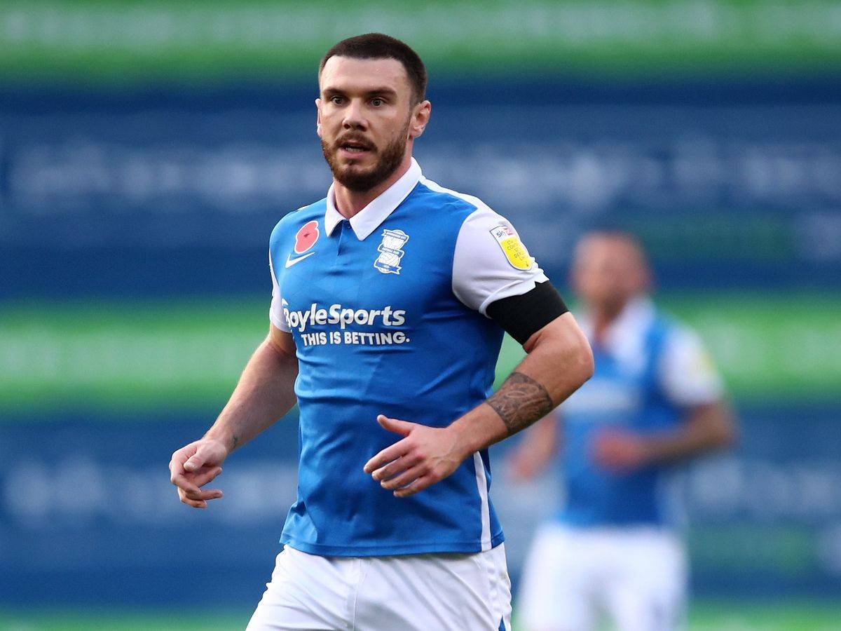 桑德兰主场逆转,保级前景险象环生 桑德兰主场逆转,保级前景险象环生